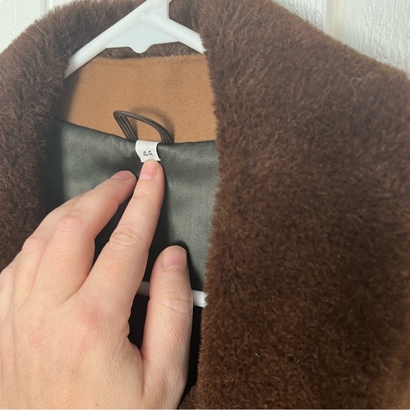 Vintage Caramel Tan Double Breasted Fur Collar Pea Coat Alpaca Fur Lined 2X - Picture 12 of 16